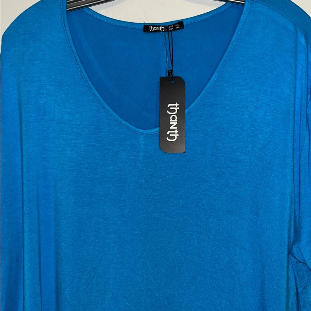 NWT Thanth 4x V Neck Blue Short sleeve Rayon Spandex Lightweight Tee Shirt